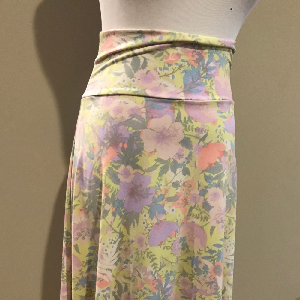 LuLaRoe Azure Skirt